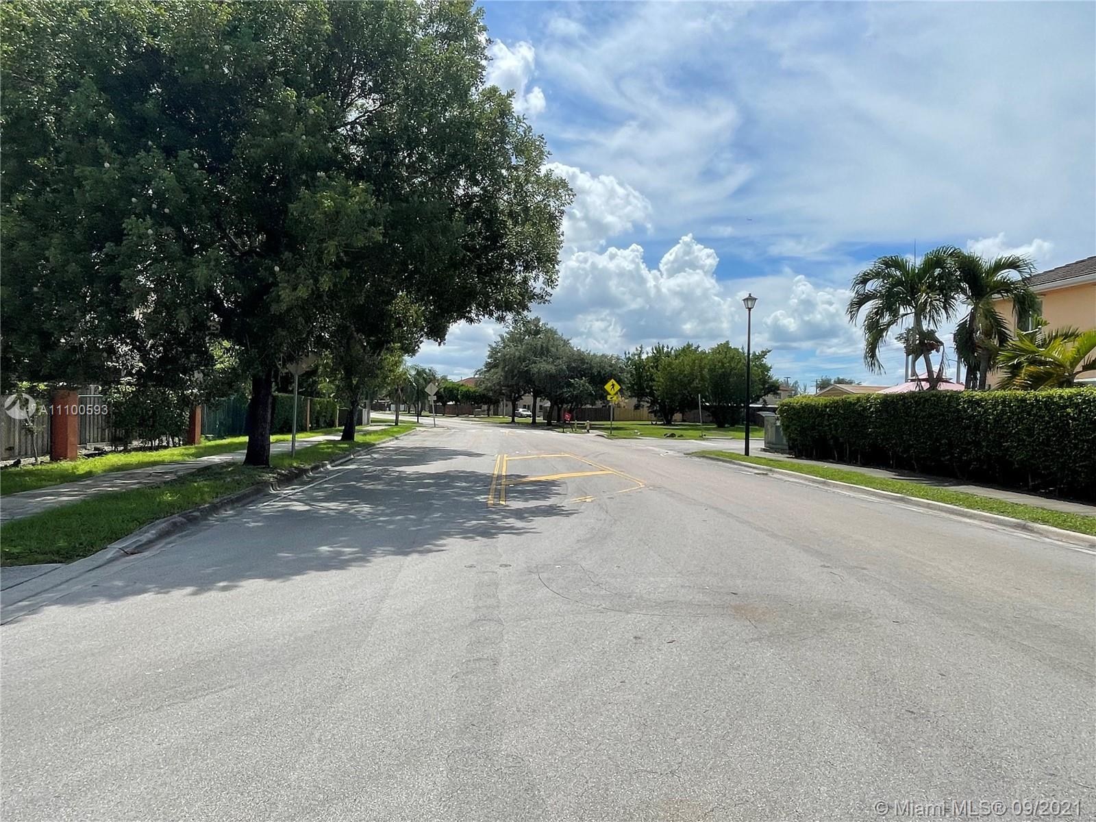 TROPICAL LANDINGS CONDO - Residential Lease