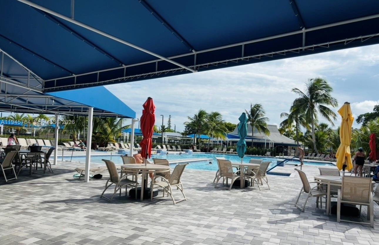 ELLESMERE B CONDO - Residential