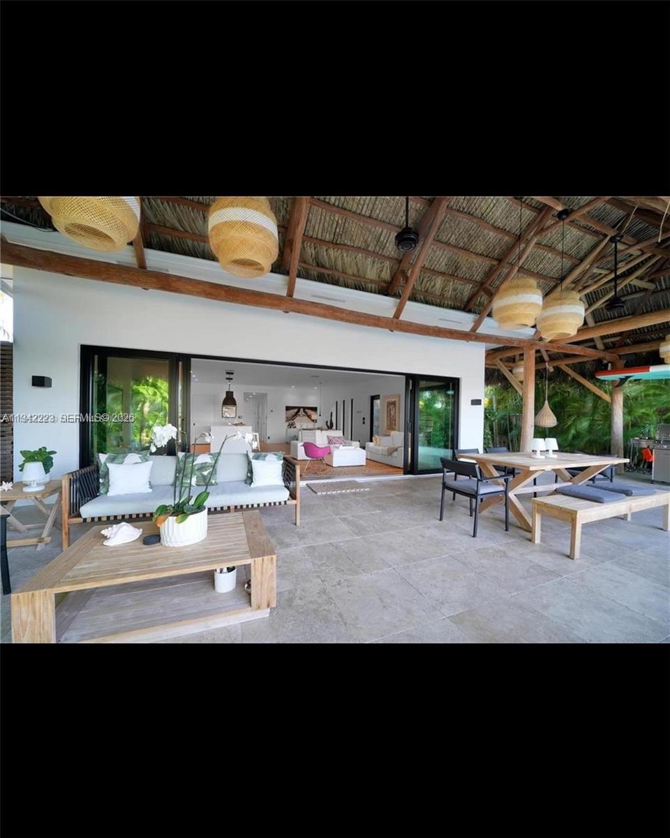 BISCAYNE BEACH-2ND ADDN - Residential