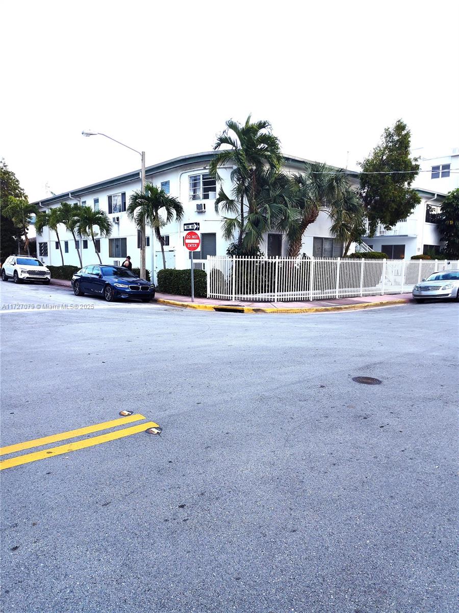 Property for Sale at 7945 Carlyle Ave 2, Miami Beach, Miami-Dade County, Florida - Bedrooms: 1 
Bathrooms: 1  - $165,000