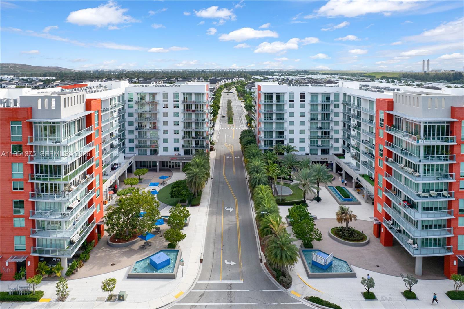 GRAND BAY COMMONS SOUTH - Residential