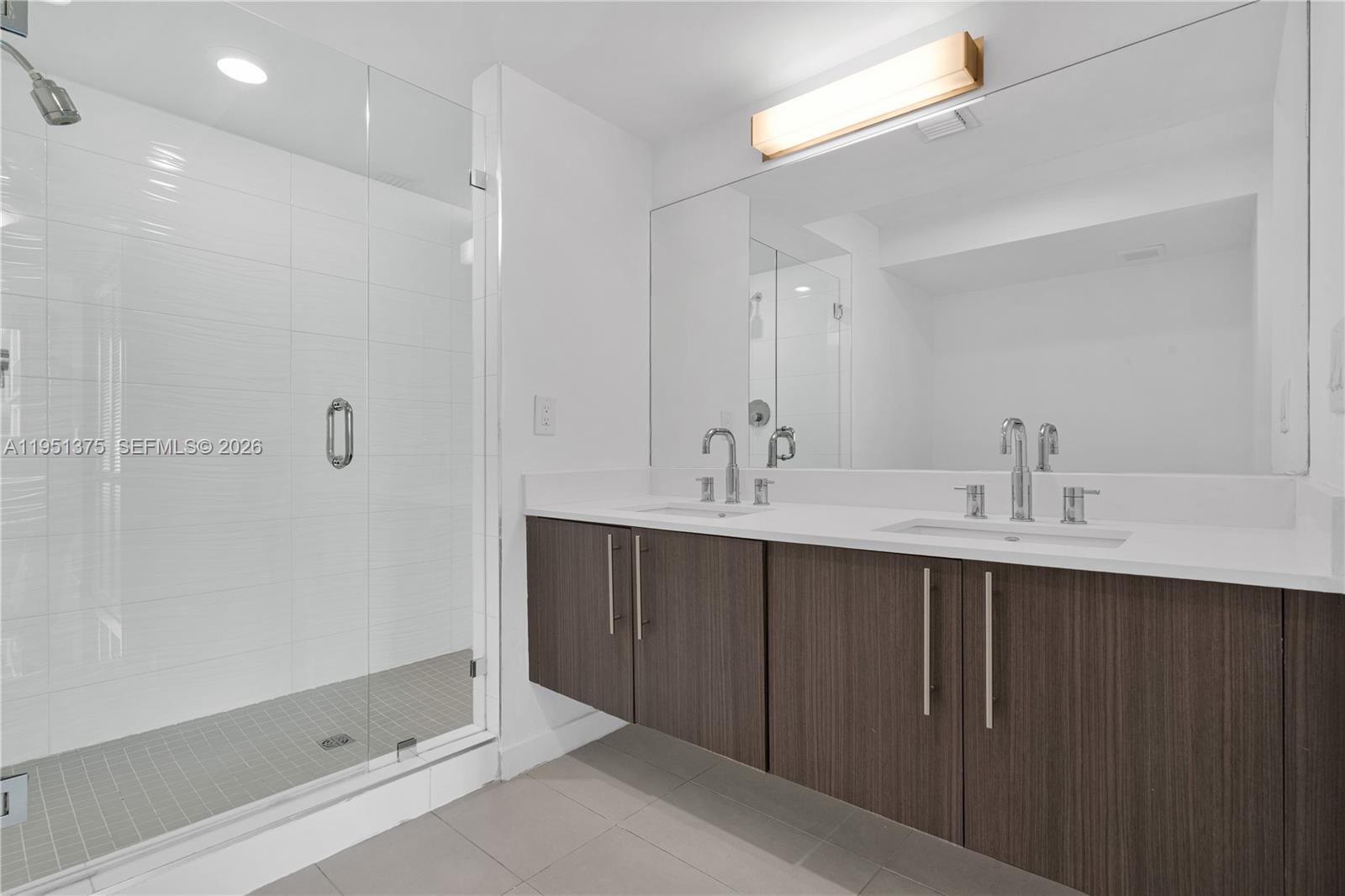 GRAND BAY COMMONS SOUTH - Residential