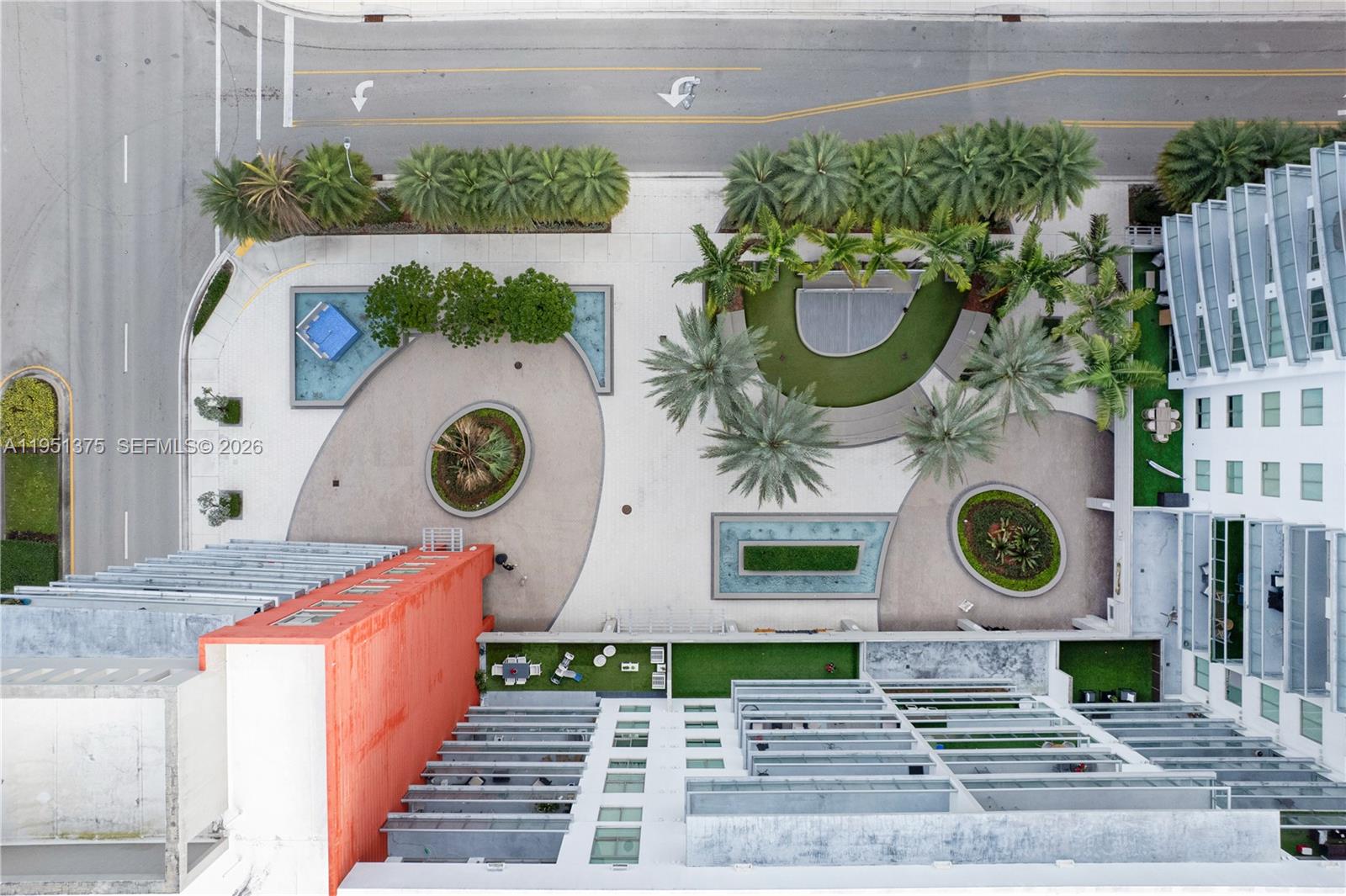 GRAND BAY COMMONS SOUTH - Residential