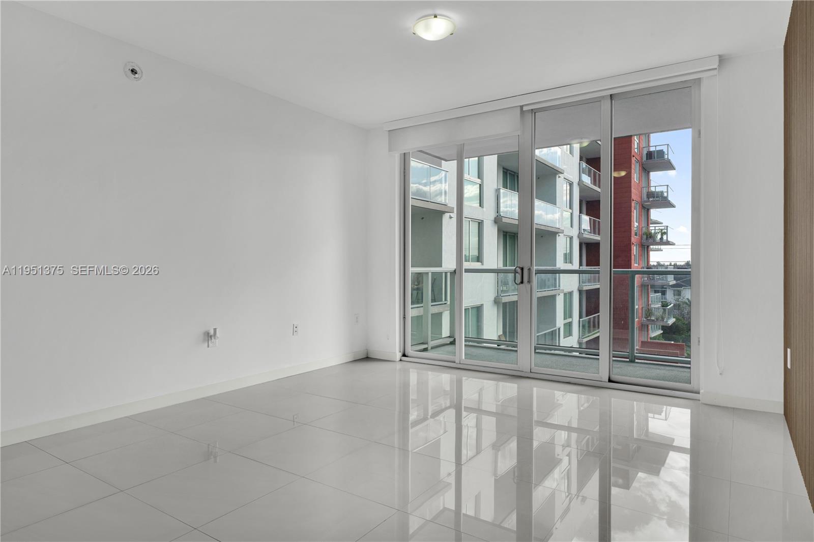 GRAND BAY COMMONS SOUTH - Residential