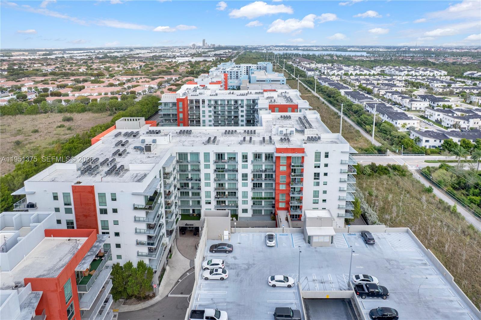 GRAND BAY COMMONS SOUTH - Residential