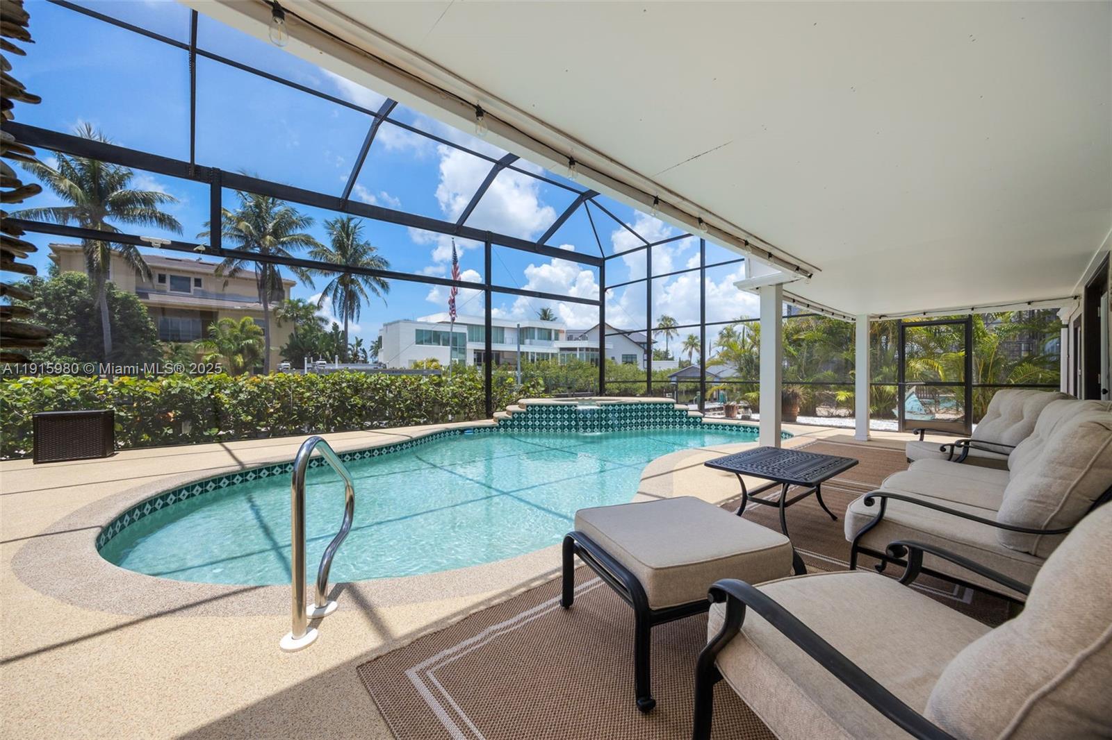 PALM ISLES - Residential
