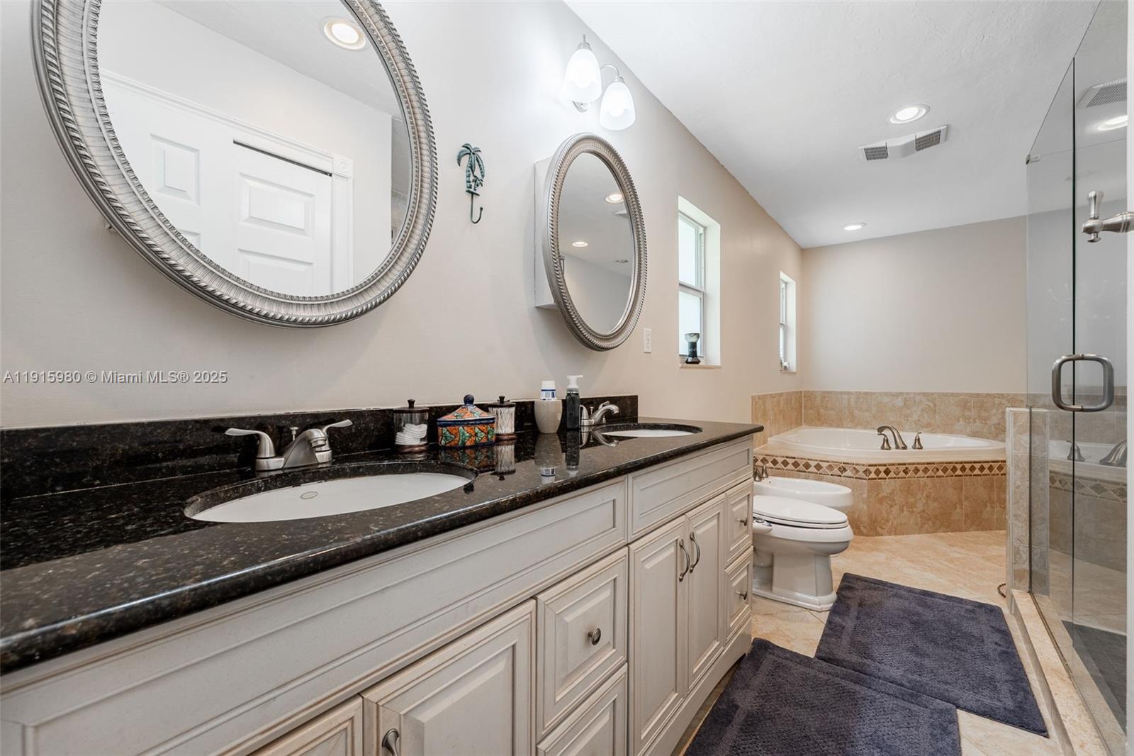 PALM ISLES - Residential