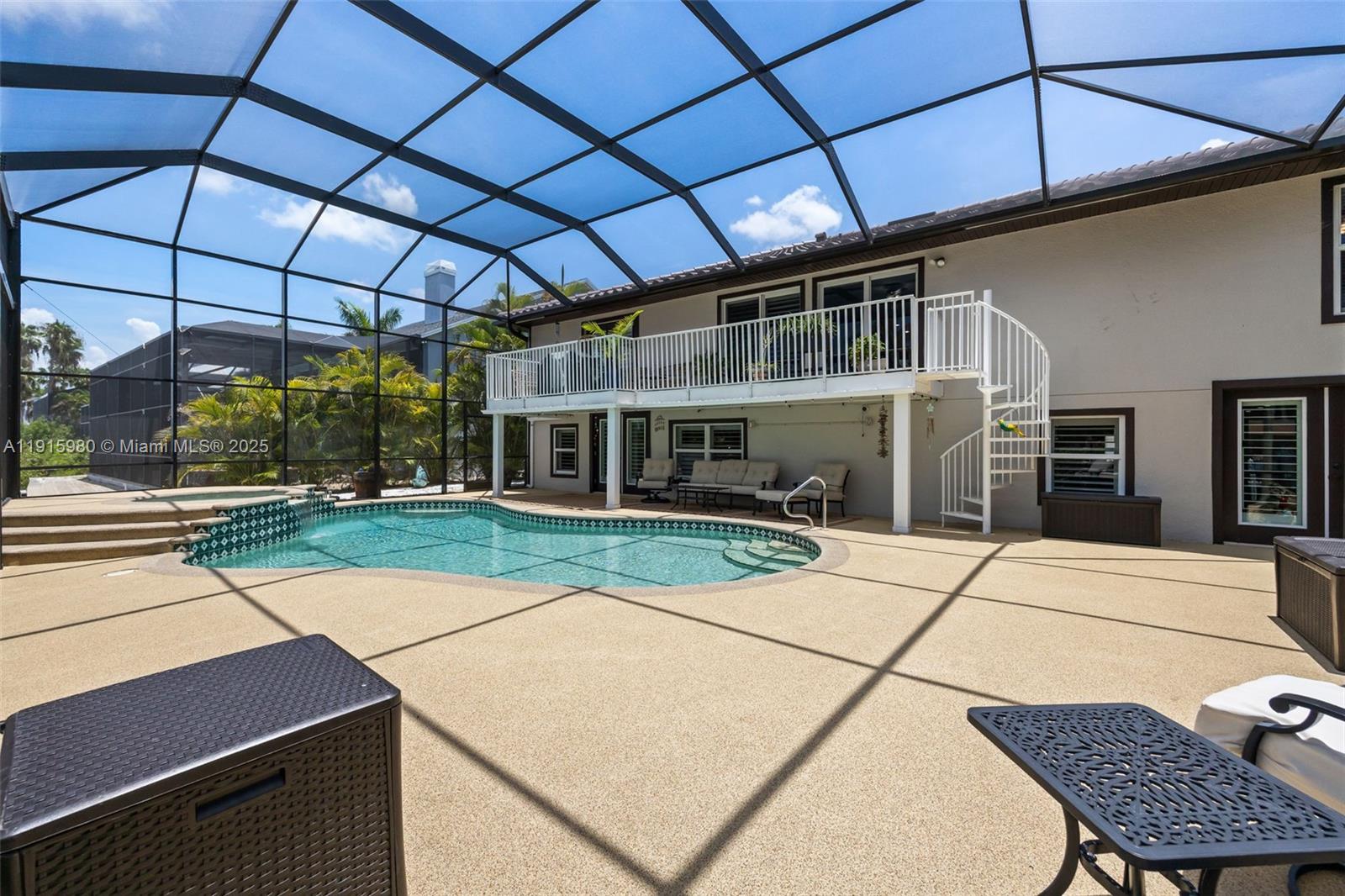 PALM ISLES - Residential