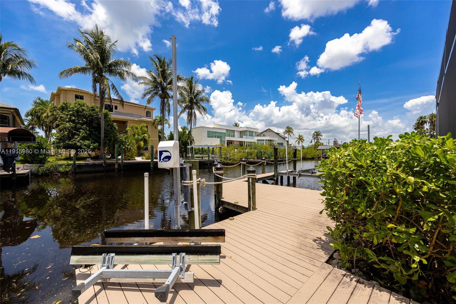 PALM ISLES - Residential