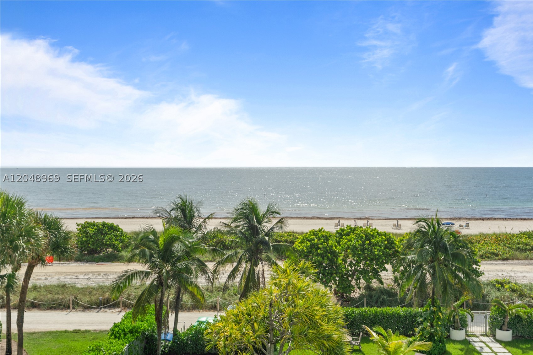 9511 Collins Ave 403
