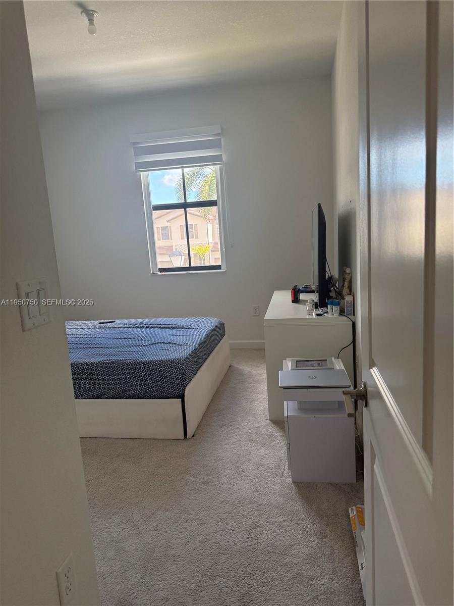 SIENA RESERVE - Residential