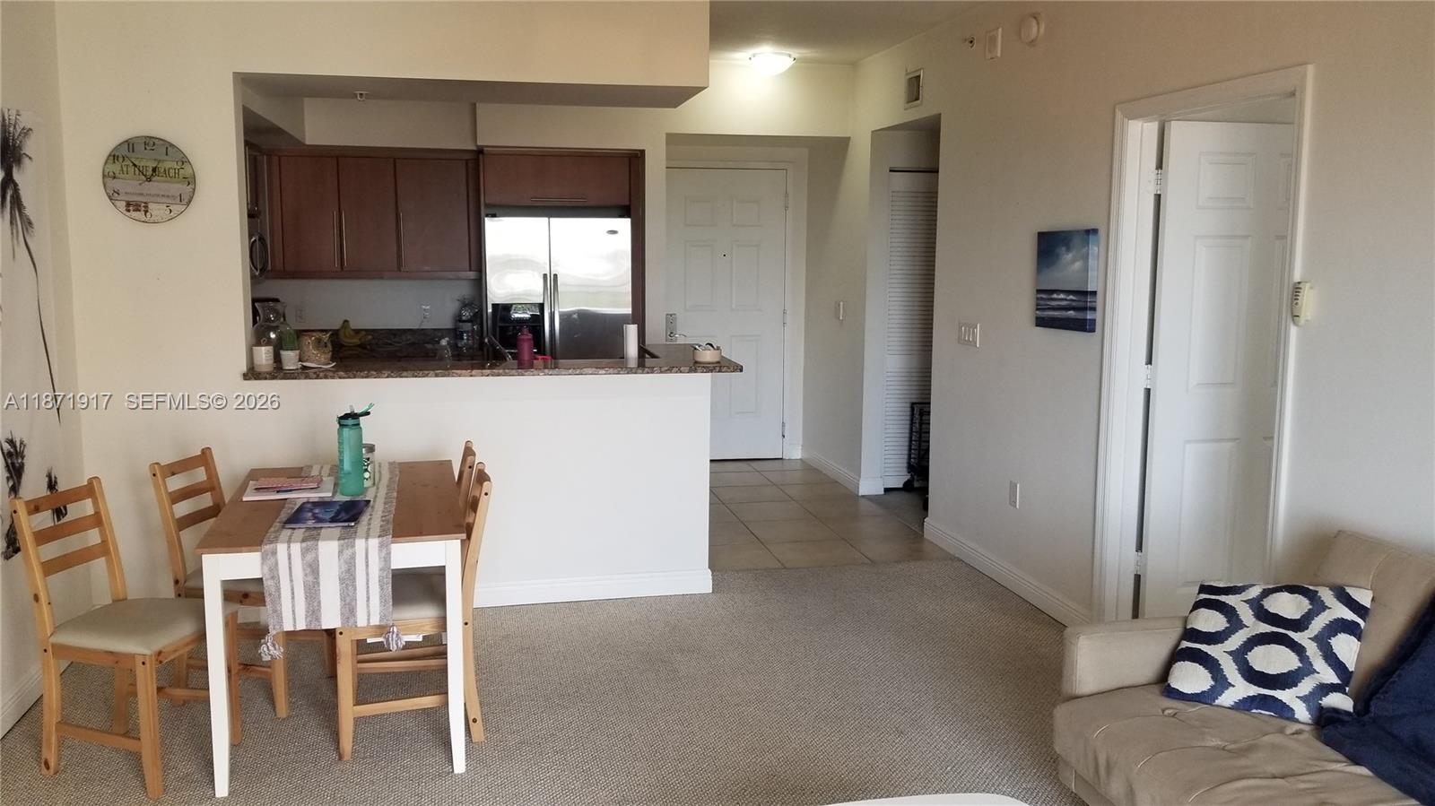 PUERTA DE PALMAS CONDO - Residential