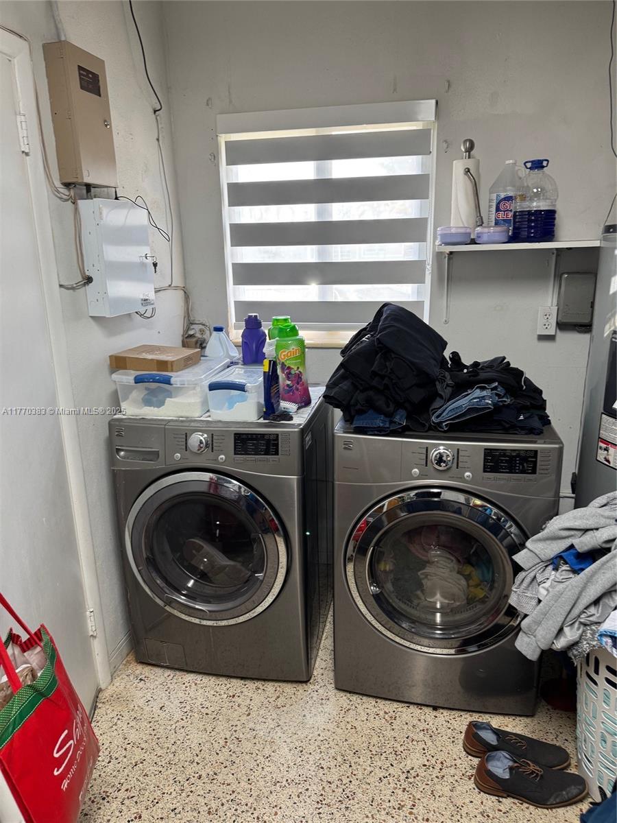 SO MIAMI HEIGHTS ADDN E - Residential