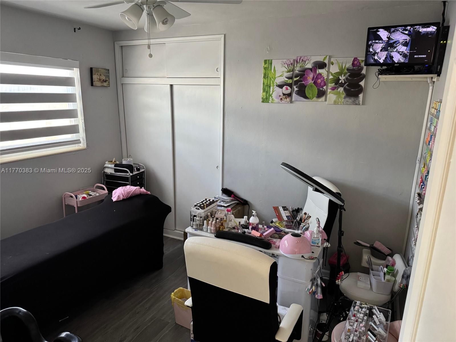 SO MIAMI HEIGHTS ADDN E - Residential