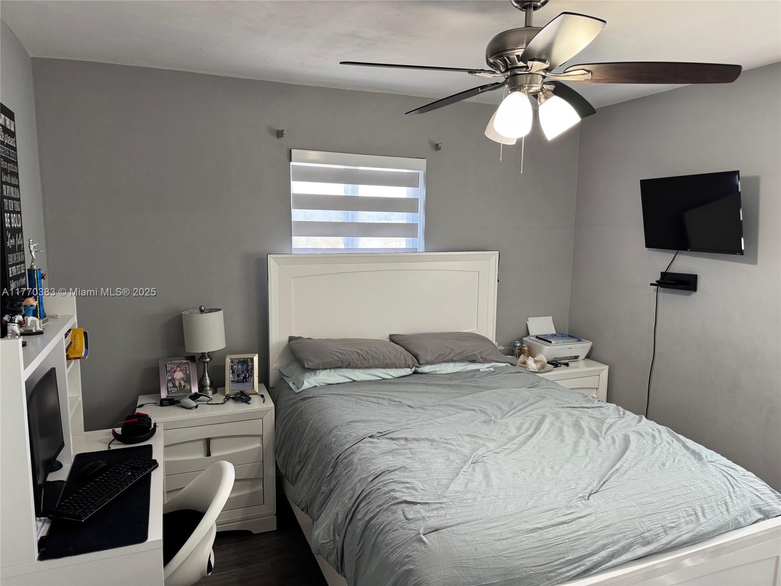 SO MIAMI HEIGHTS ADDN E - Residential