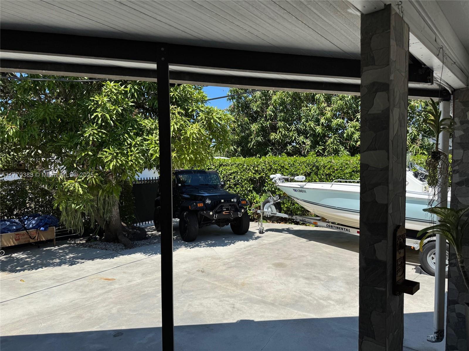 SO MIAMI HEIGHTS ADDN E - Residential