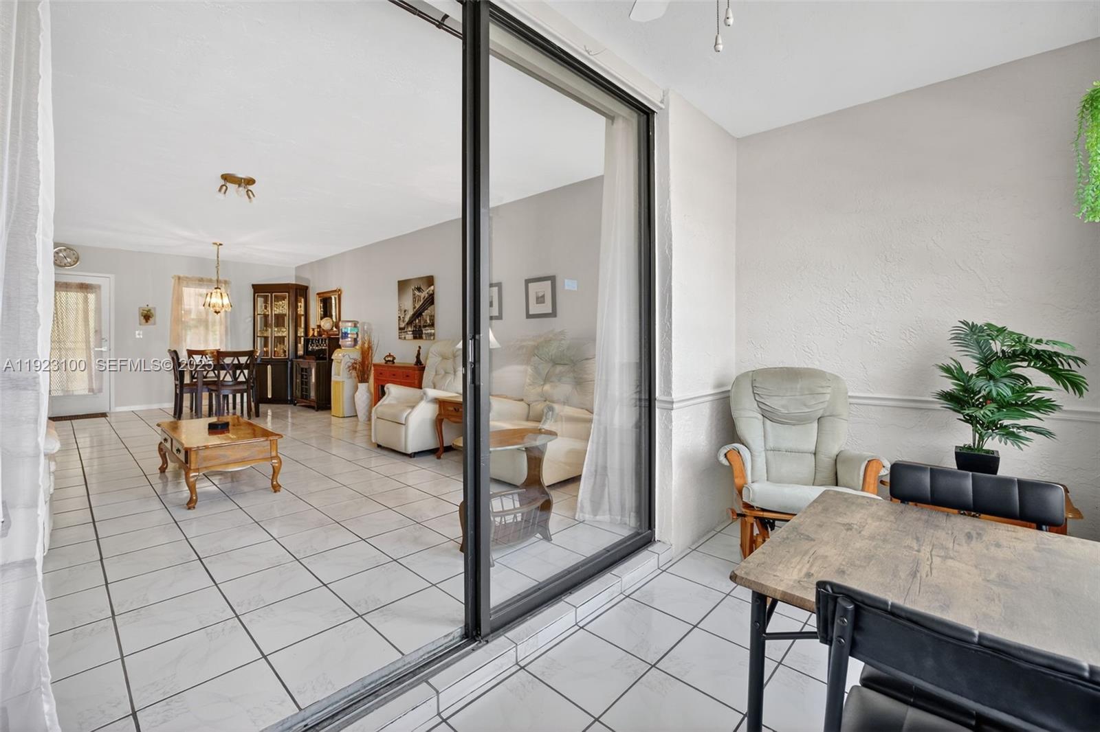 SOMERSET NO 4 CONDO - Residential