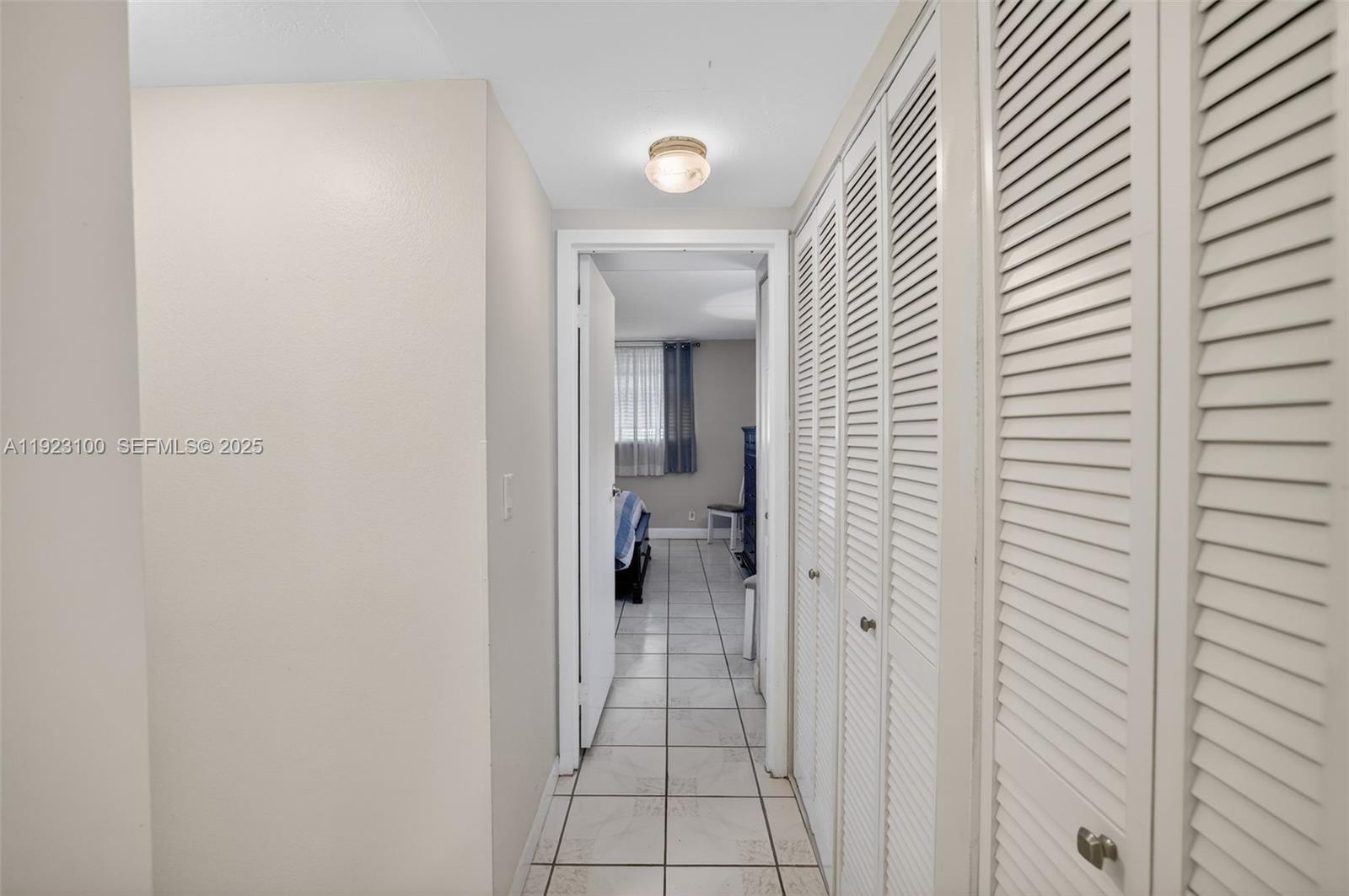 SOMERSET NO 4 CONDO - Residential