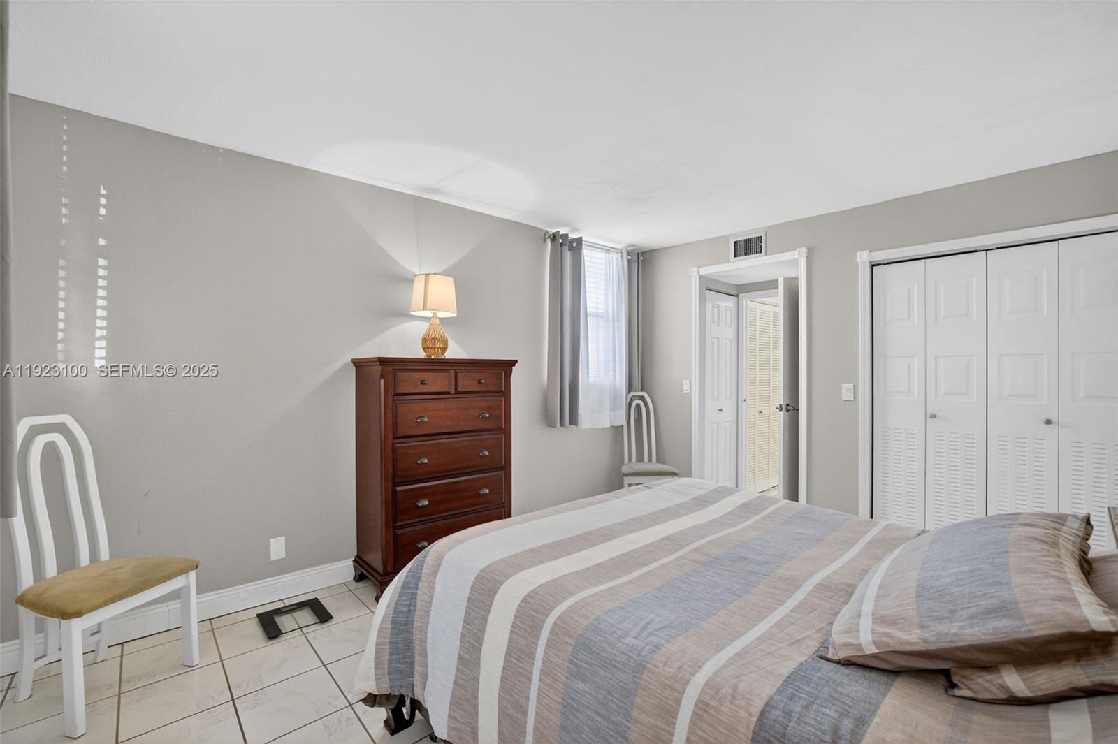 SOMERSET NO 4 CONDO - Residential