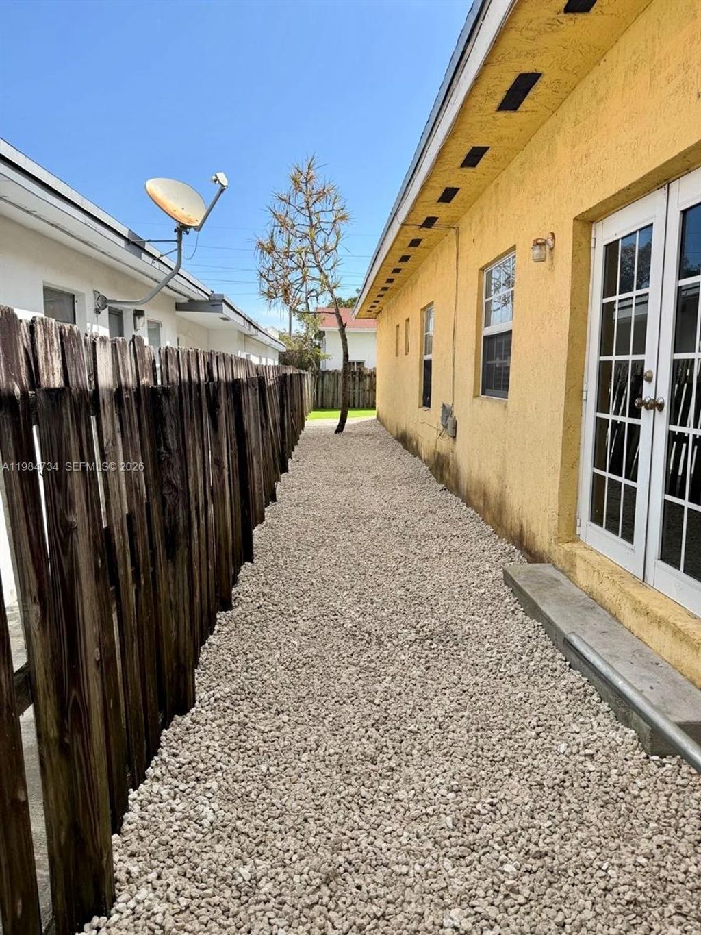 Photo of 1008 NW 2nd Ave, Hallandale Beach, FL 33009 (MLS # A11984734)