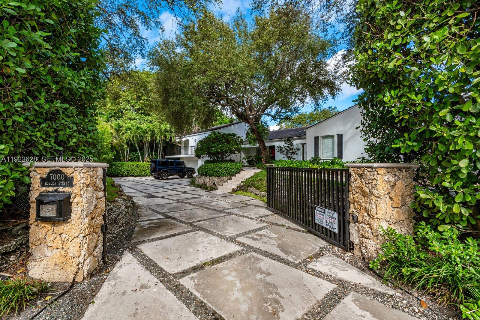 COCOPLUM SEC 1 - Residential