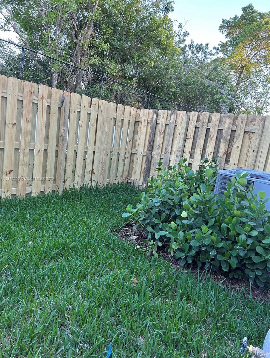 Photo 10 of 23 of 203 SW 159th Ter townhome