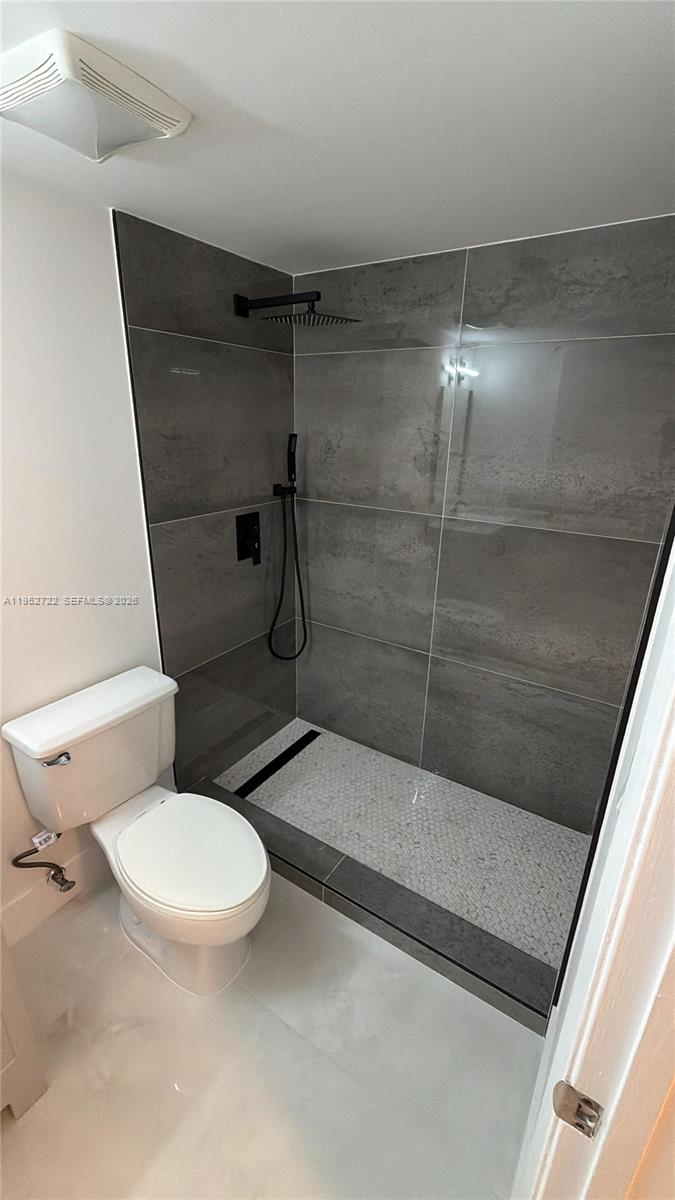 MADISON DOWNTOWN CONDO - Residential Lease