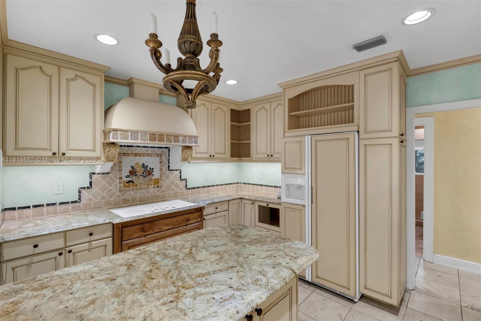 BISCAYNE KEY ESTATES - Residential