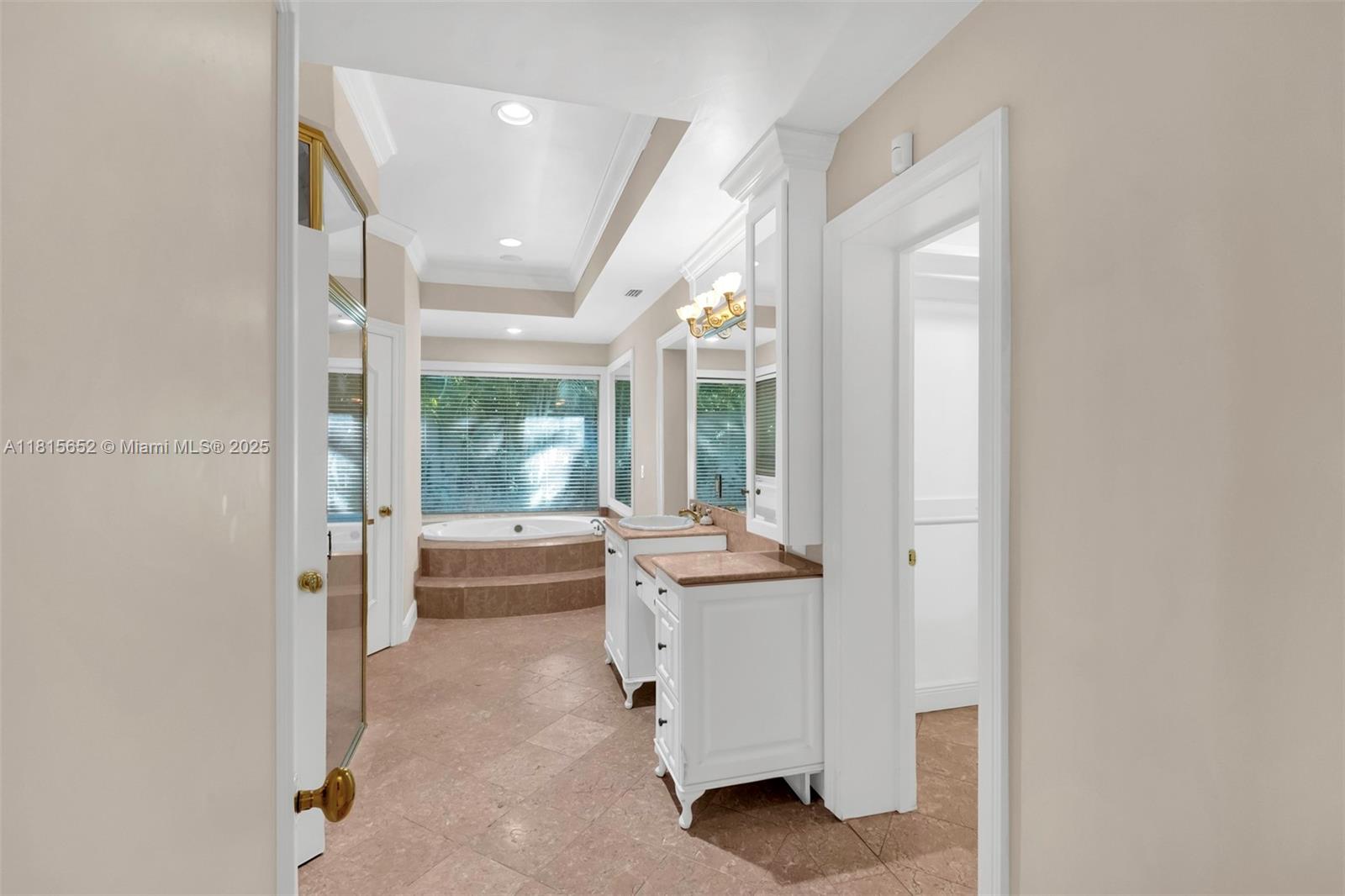 BISCAYNE KEY ESTATES - Residential