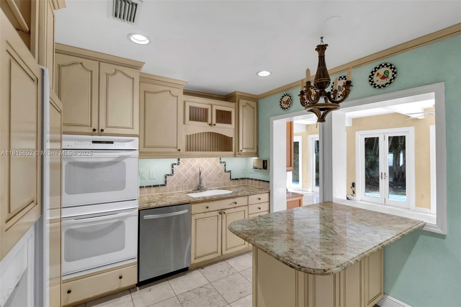 BISCAYNE KEY ESTATES - Residential