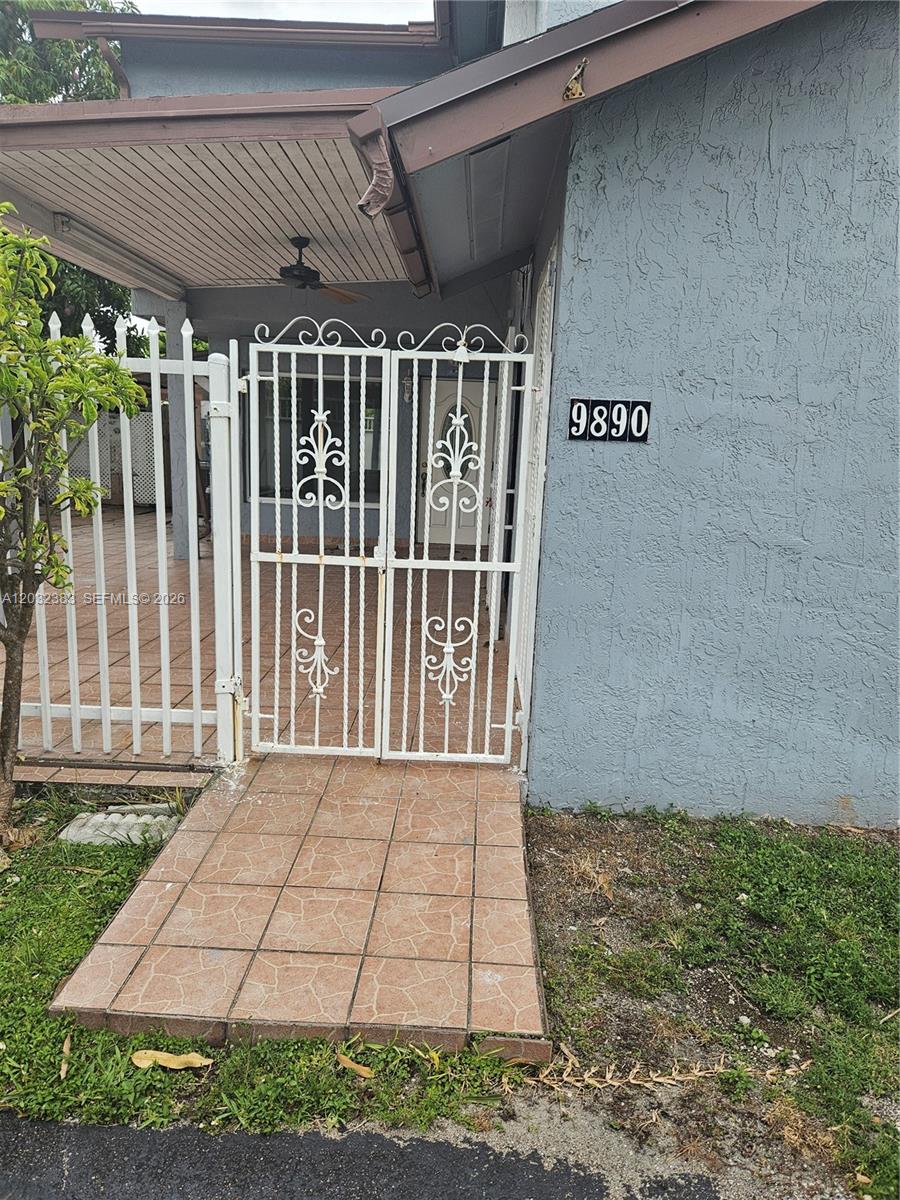 9890 NW 80th Pl 2122