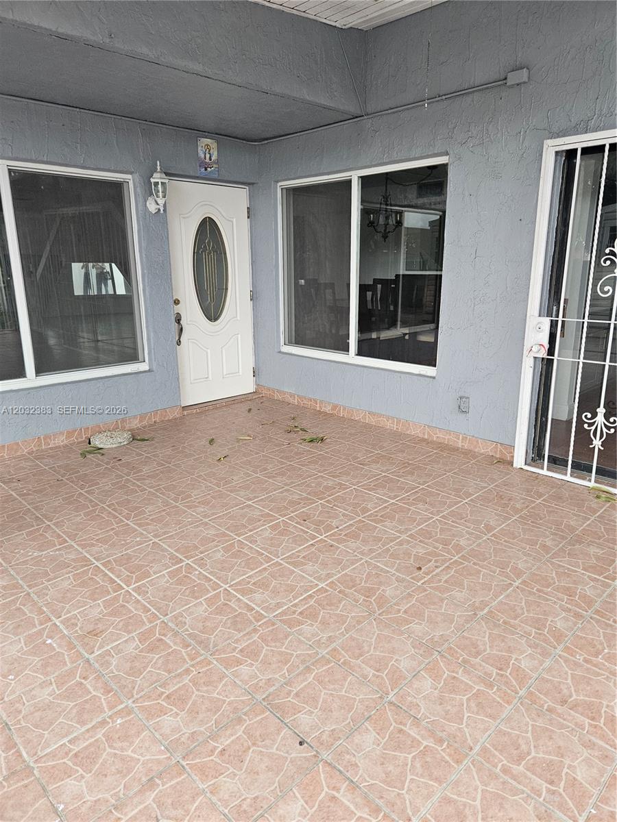 9890 NW 80th Pl 2122