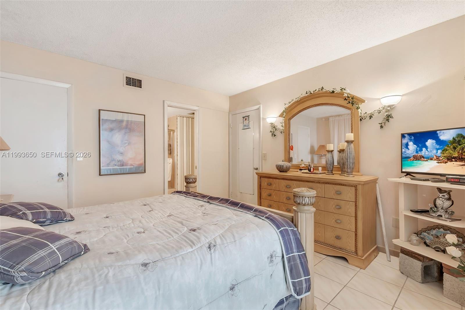 SHEMART VILLAS CONDO - Residential