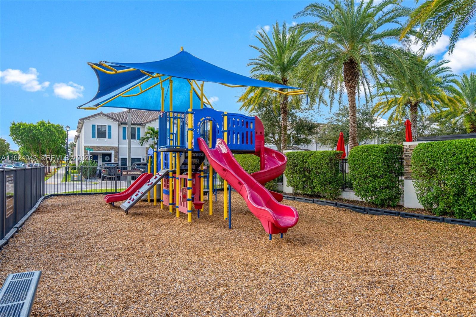 GARDEN ESTATES AT THE HAM - Residential