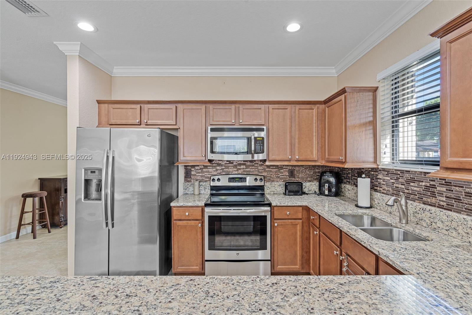 GARDEN ESTATES AT THE HAM - Residential