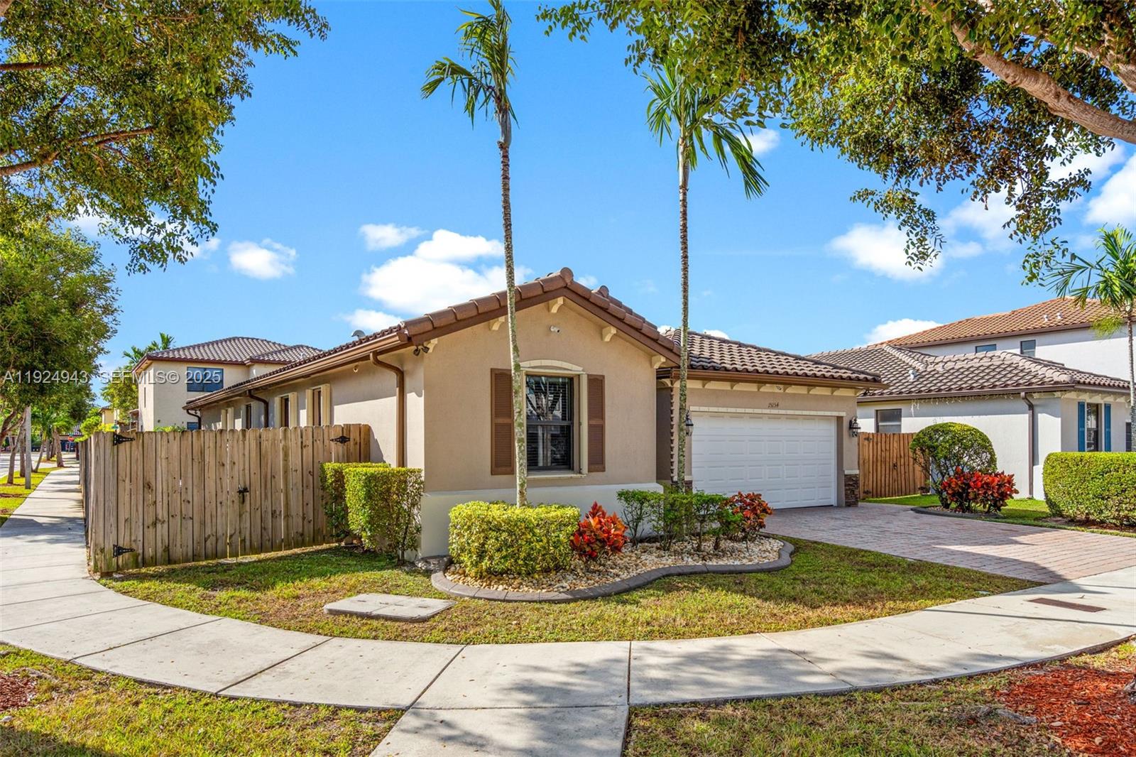 GARDEN ESTATES AT THE HAM - Residential