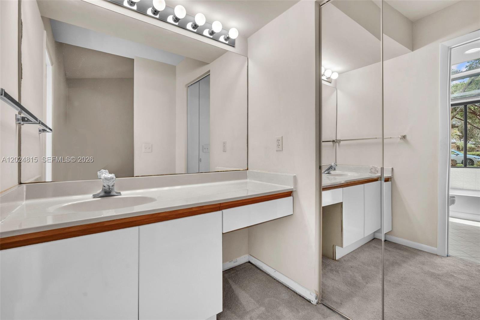 CHELSEA ONE - Residential