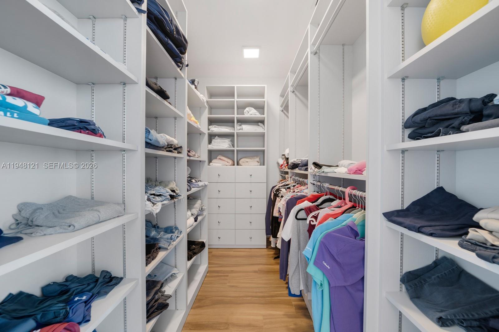 MAR STREET SUB - Residential