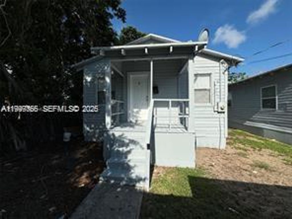 Photo of 820 21st St #C, West Palm Beach, FL 33407 (MLS # A11999366)