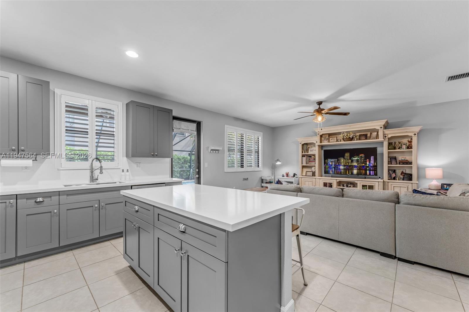 VENETIAN PARC WEST - Residential