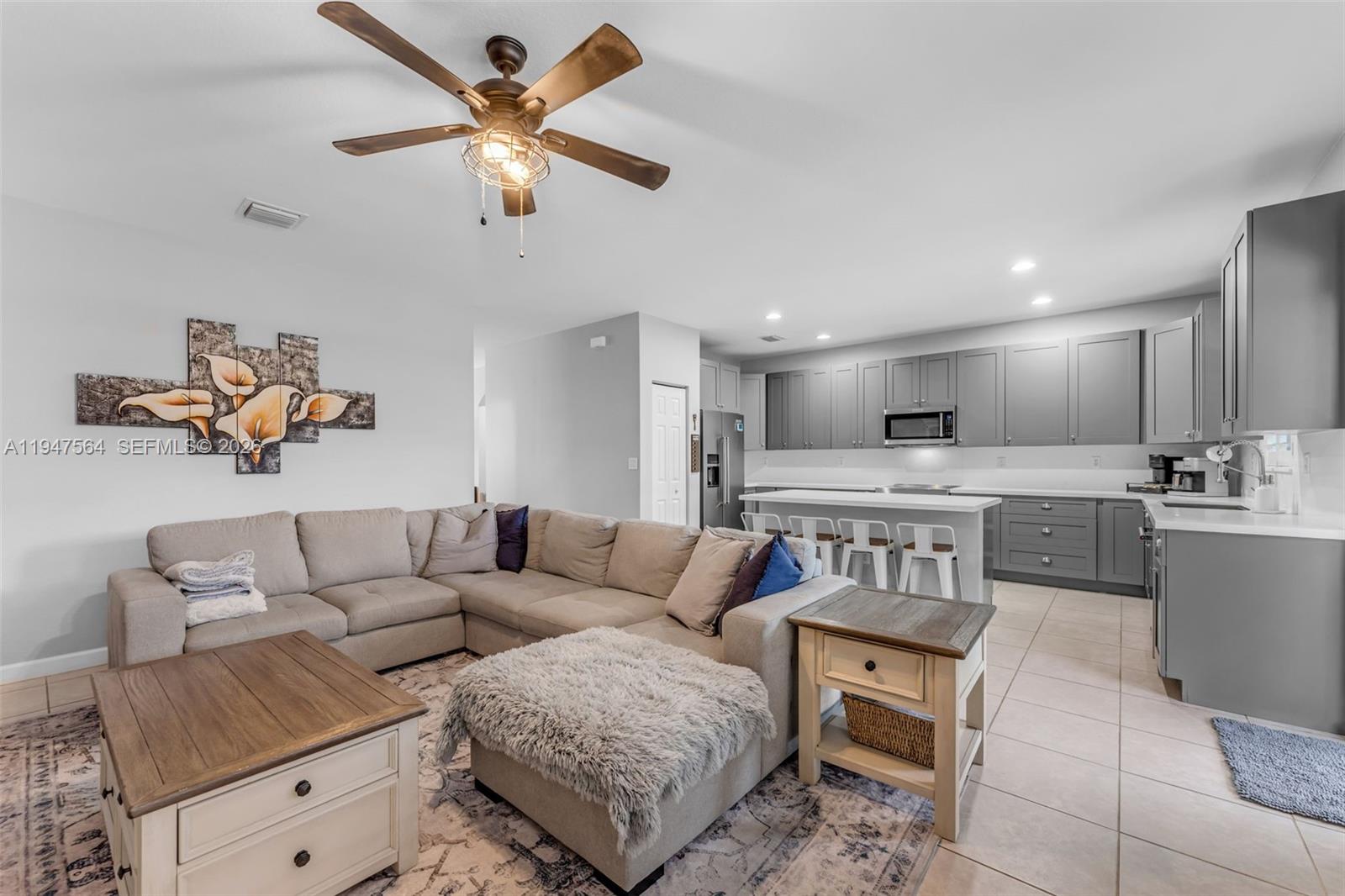 VENETIAN PARC WEST - Residential