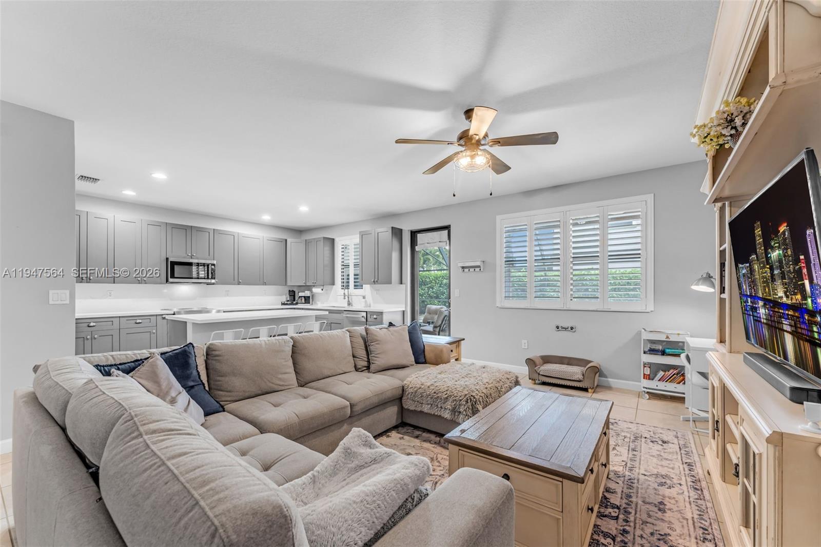 VENETIAN PARC WEST - Residential