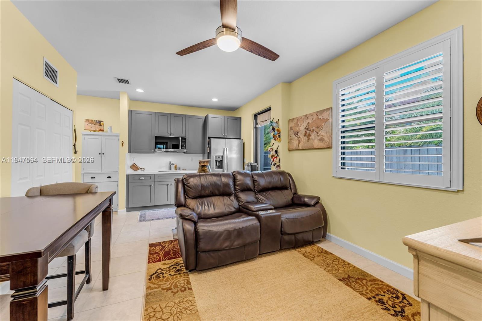 VENETIAN PARC WEST - Residential