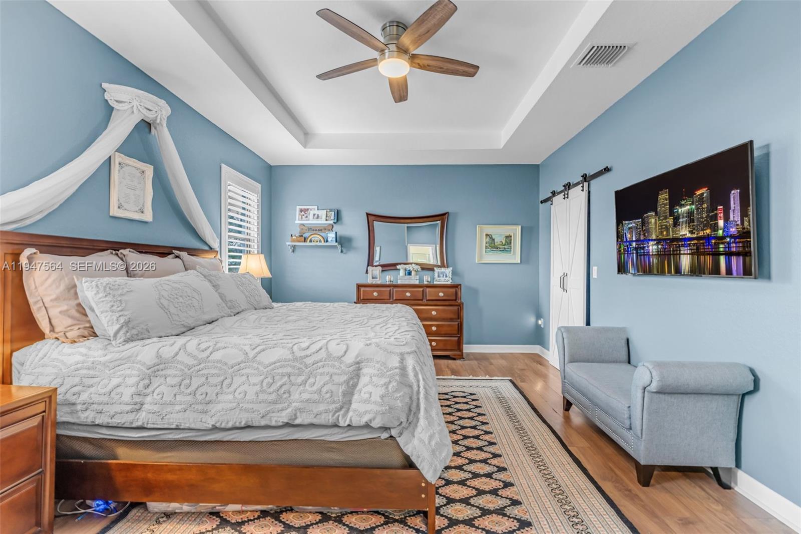 VENETIAN PARC WEST - Residential