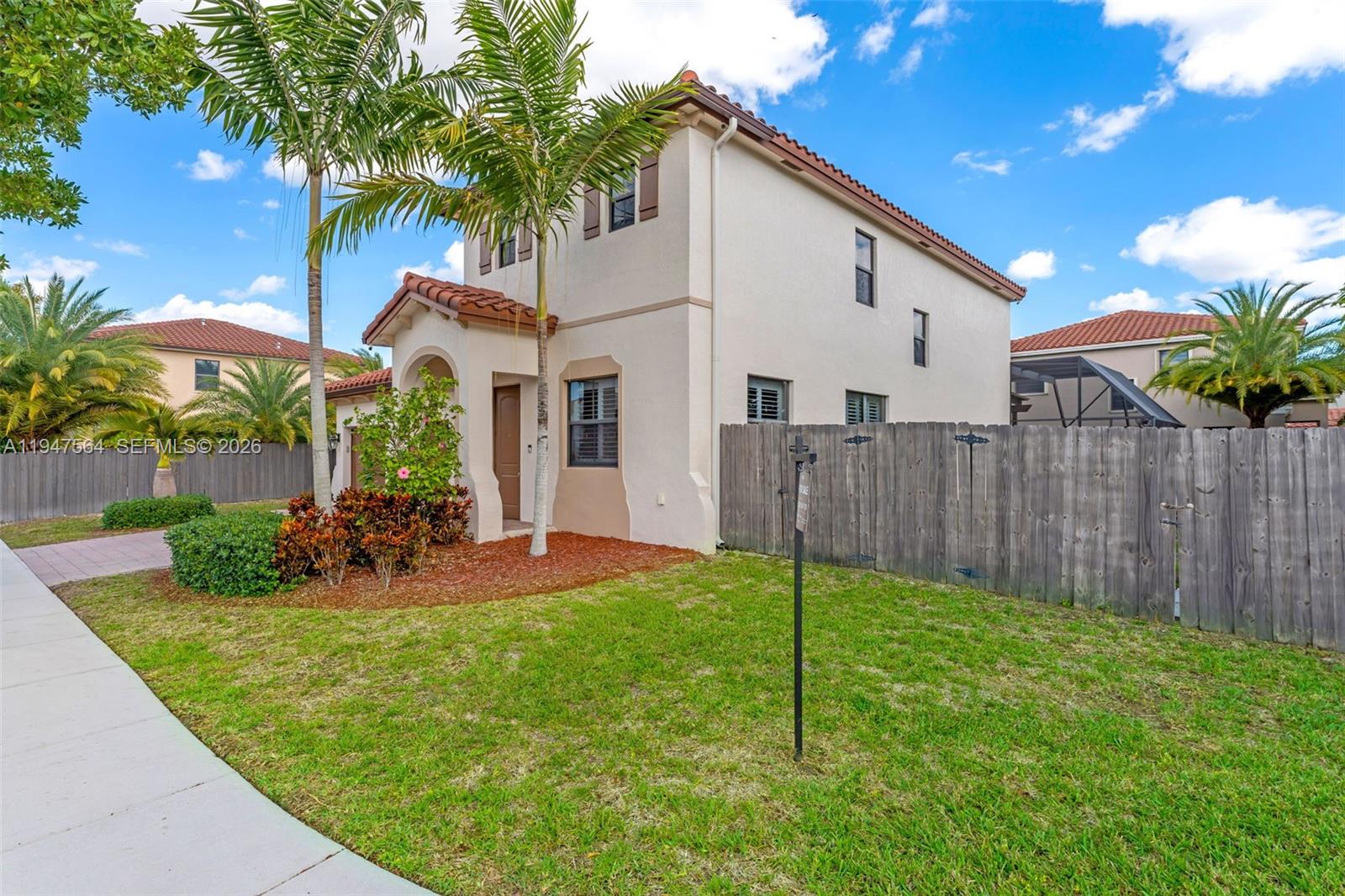 VENETIAN PARC WEST - Residential