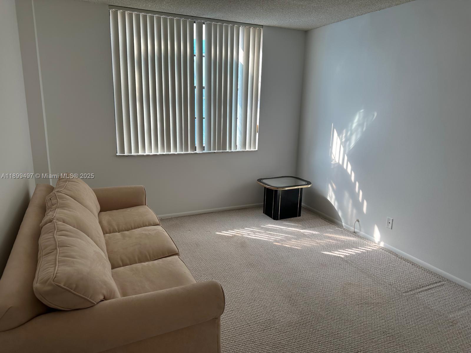 EMERALD HILLS C C APTS CO - Residential