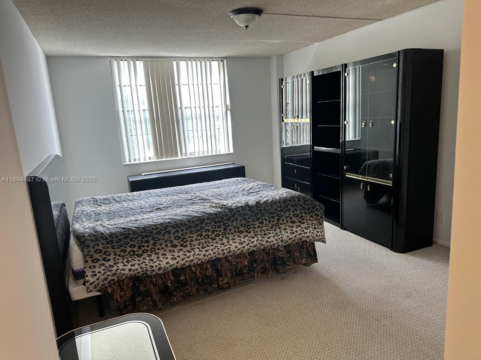 EMERALD HILLS C C APTS CO - Residential