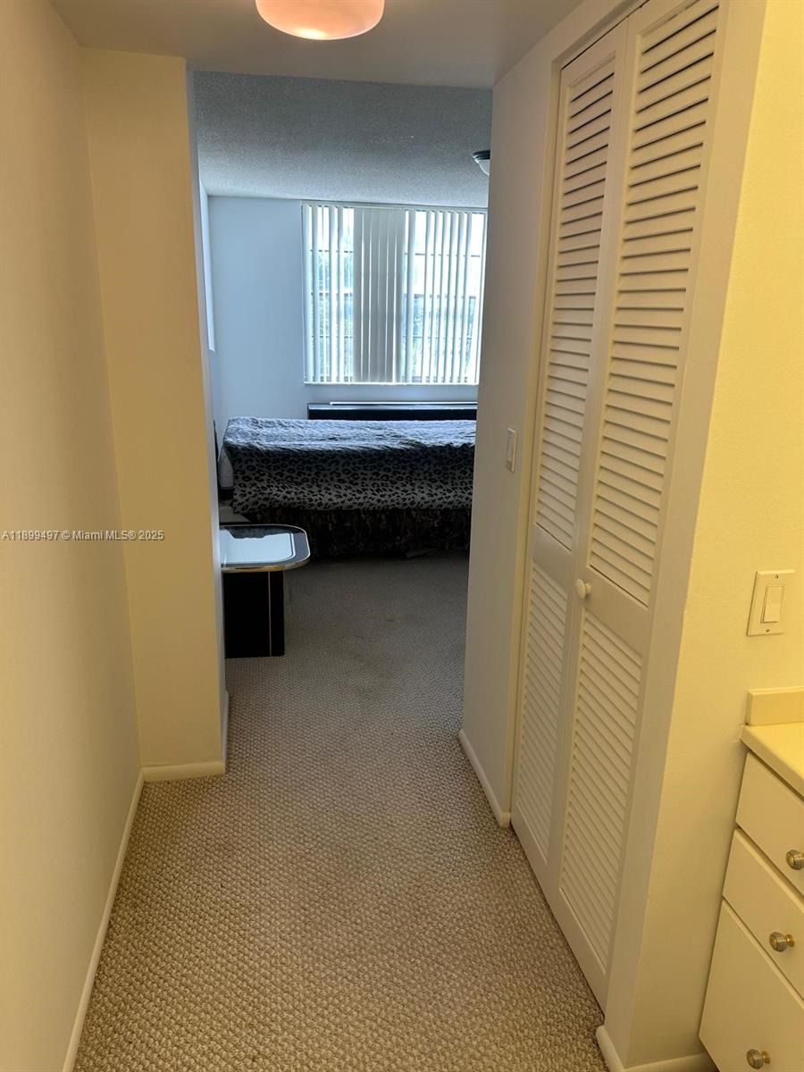 EMERALD HILLS C C APTS CO - Residential