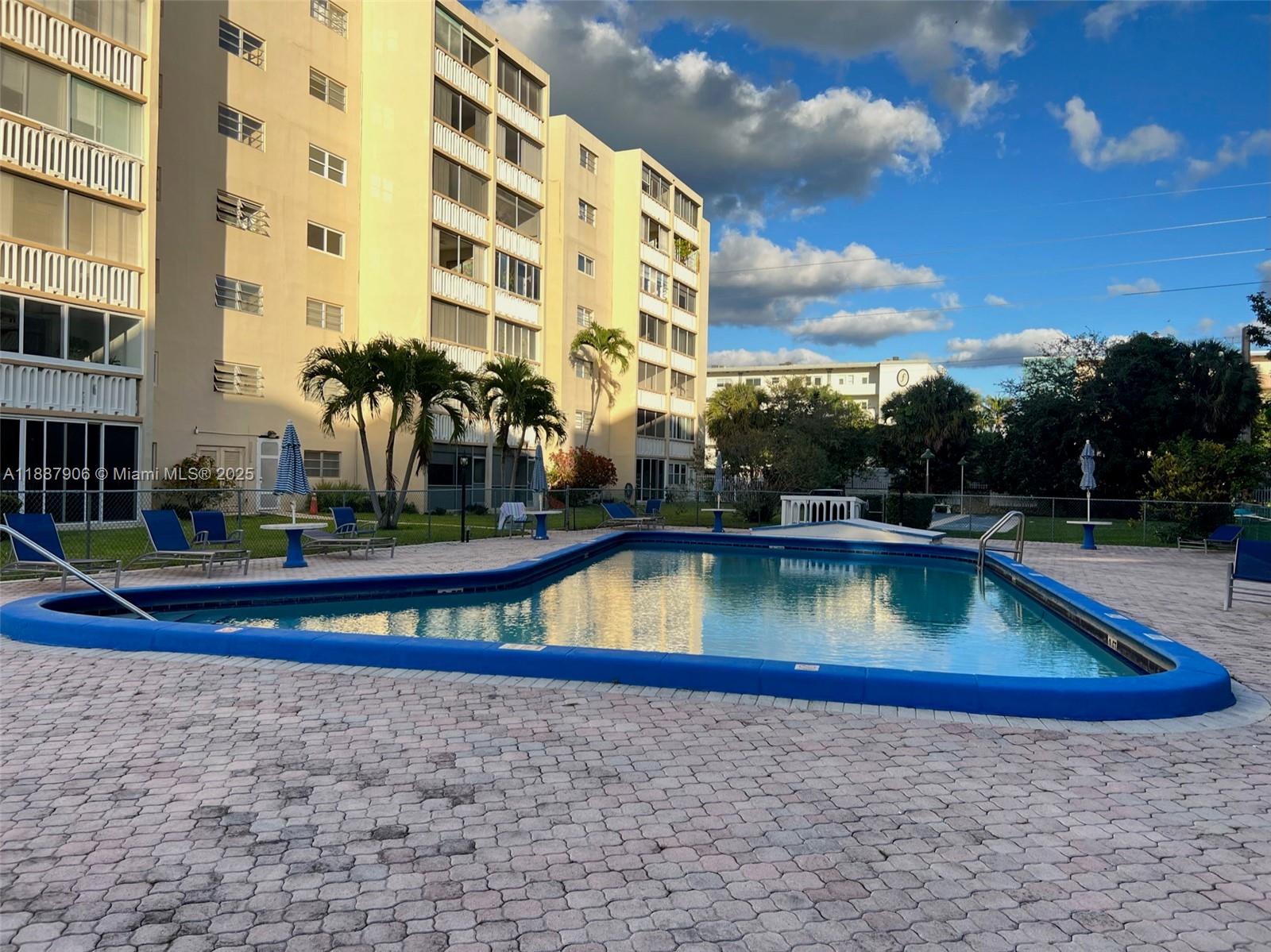 MEADOWBROOK TOWERS CONDO - Residential