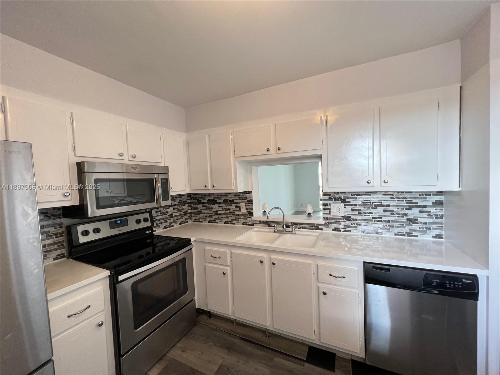 MEADOWBROOK TOWERS CONDO - Residential